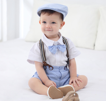 Pinkvanille Kollektion: Hellblaues elegantes Anzug-Set für Baby Boys, 5-teilig - optional mit Weste. Sommerset, kurzärmlig und Shorts!