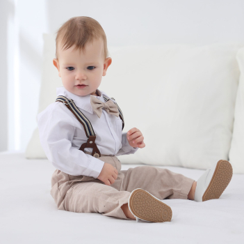 Pinkvanille Kollektion: Hellbraunes elegantes Anzug-Set für Baby Boys, 5-teilig - optional mit Weste