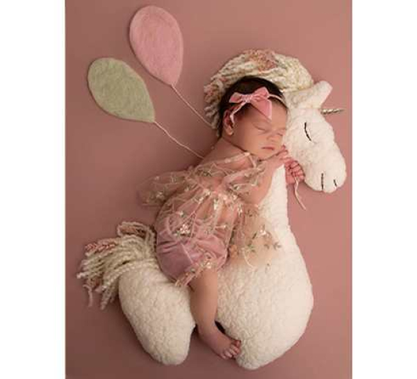 Einhorn Kissen für Babyfotografie - weich und bequem für sensationell süsse Fotos