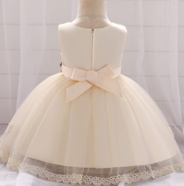 Festkleid Taufkleid Champagner, Taillenband mit Blütendeko