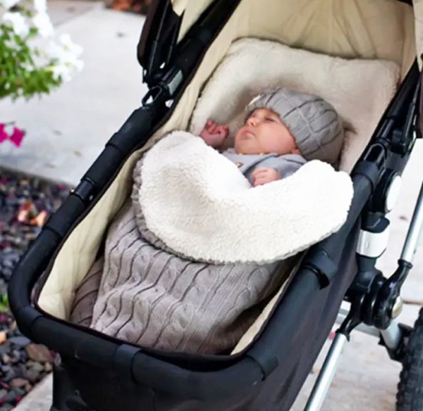 Fusssack Schlafsack für Babys, kuschelweich - perfekt für die Übergangszeit - 2 Farben