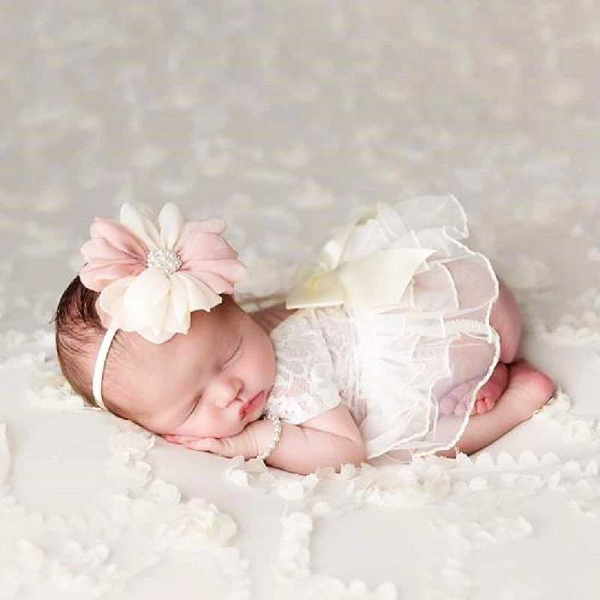 Foto-Set für kleine Prinzessinnen: Tutu-Kleidchen mit Spitzen, offwhite - inklusive Haarband