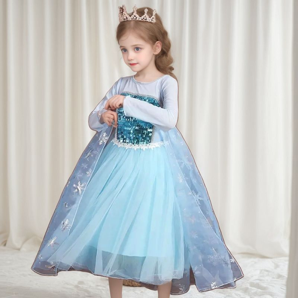 Von Elsa inspiriert - das perfekte glamouröse Kleid für kleine Eisköniginnen