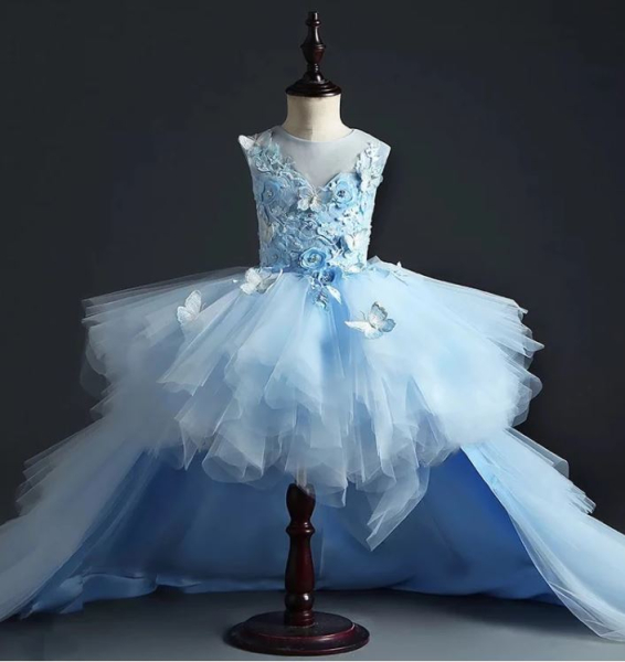 Glamouröses Partykleid blau - mit abnehmbarer Schleppe